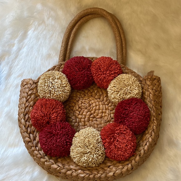 Absolutely stunning basket type handbag! - Picture 4 of 6